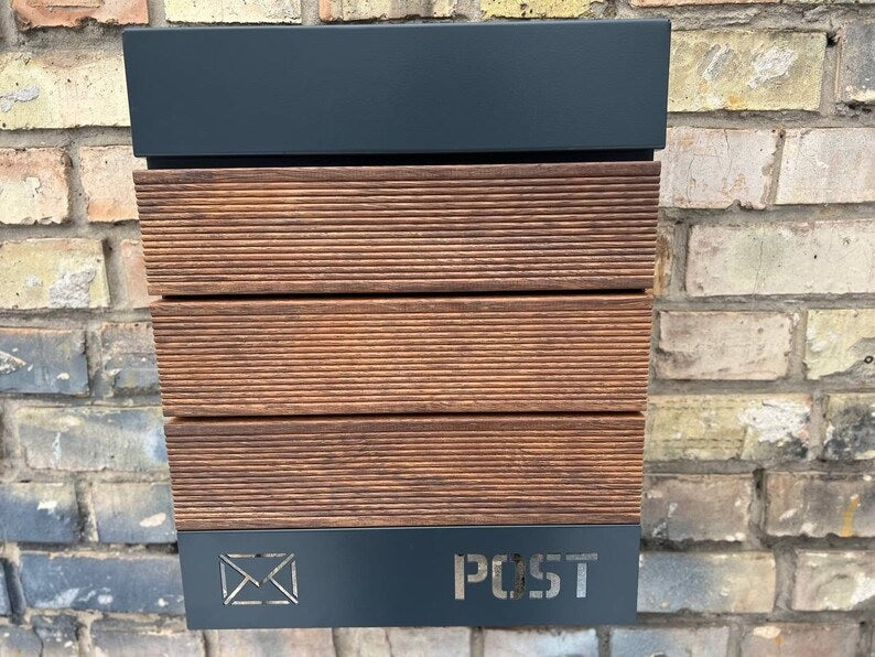 Merbau Wandmontierter personalisierter Briefkasten