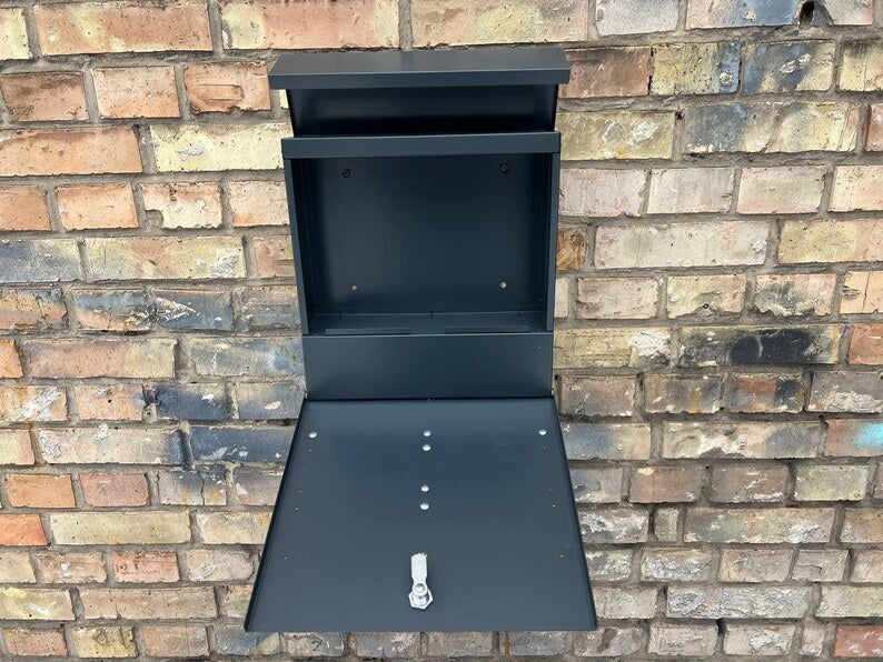 Merbau Wandmontierter personalisierter Briefkasten