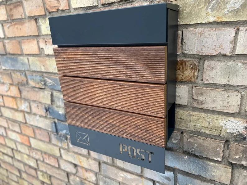 Merbau Wandmontierter personalisierter Briefkasten