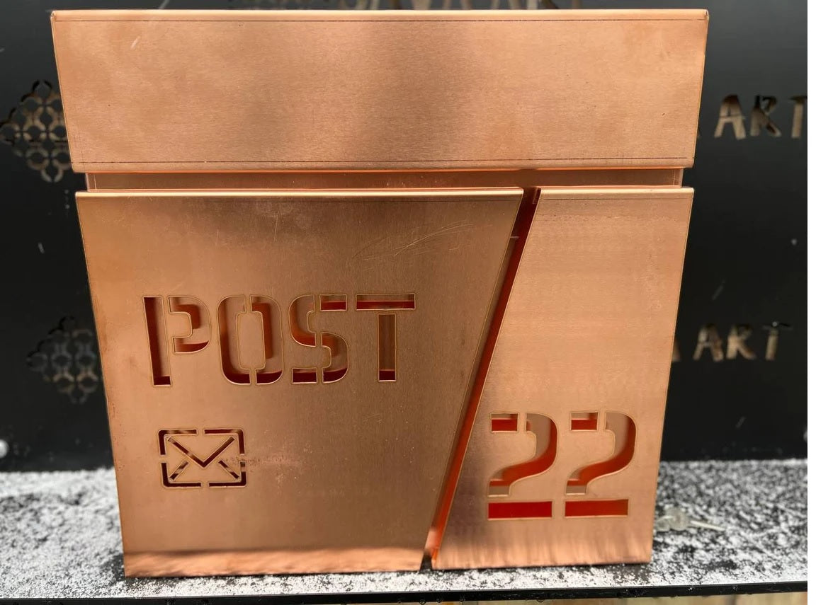 Personalisierter Briefkasten aus reinem Kupfer